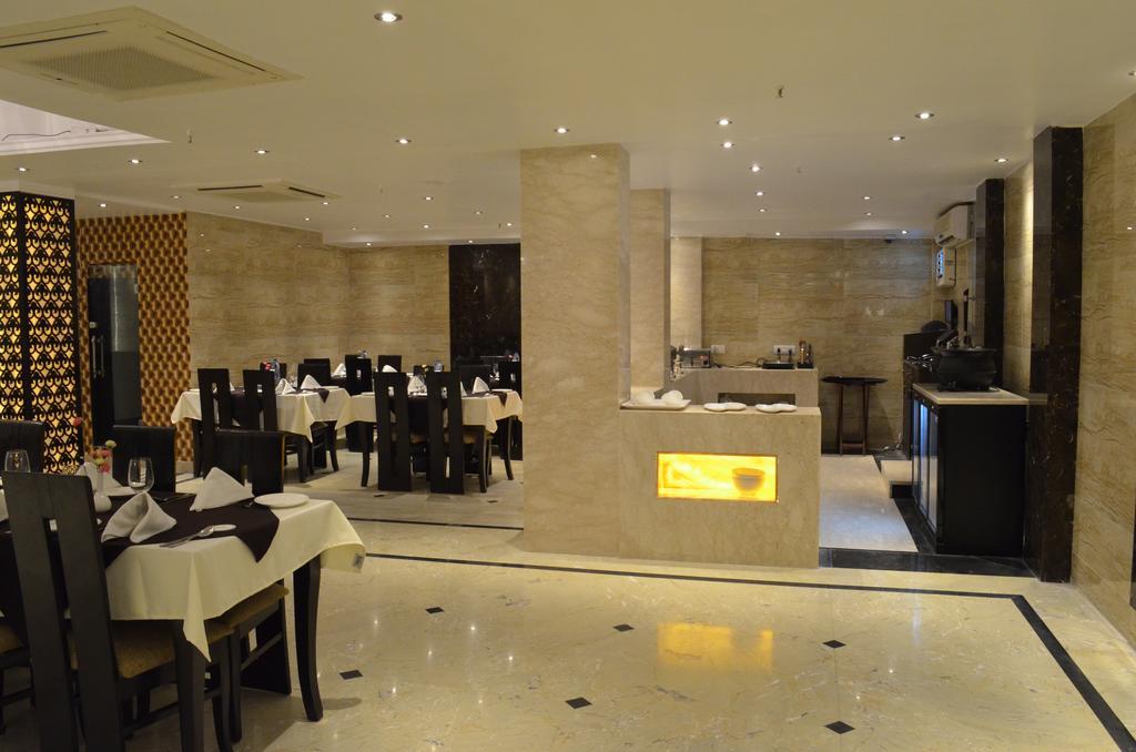 Hotel Emperor Palms Νέο Δελχί Εξωτερικό φωτογραφία