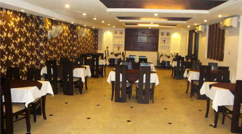 Hotel Emperor Palms Νέο Δελχί Εξωτερικό φωτογραφία